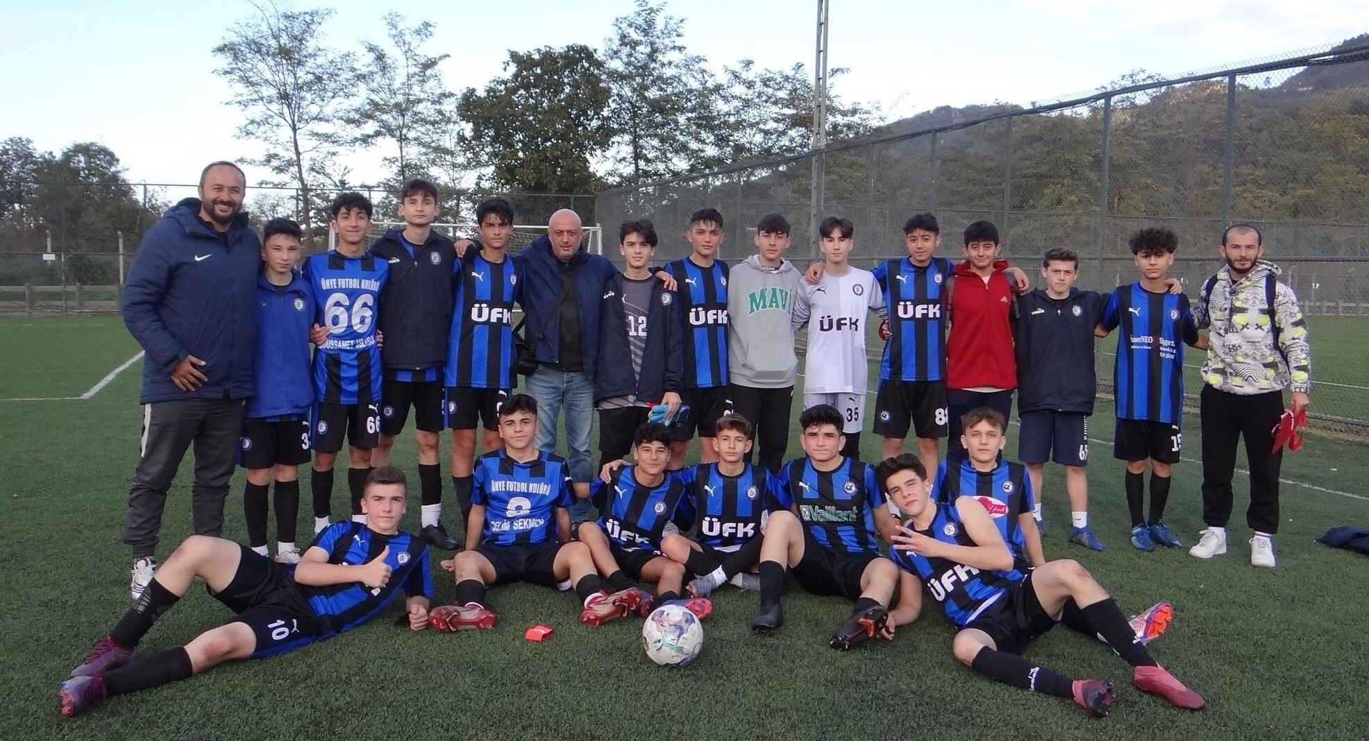 U-16 ligi müsabakasında Kotyora takımını ağırlayan Ünye Futbol Kulübü 2-0