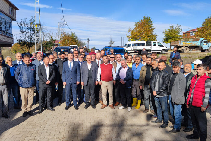 PELİTLİYATAK MAHALLESİ’NDE HİZMET SEFERBERLİĞİ pe