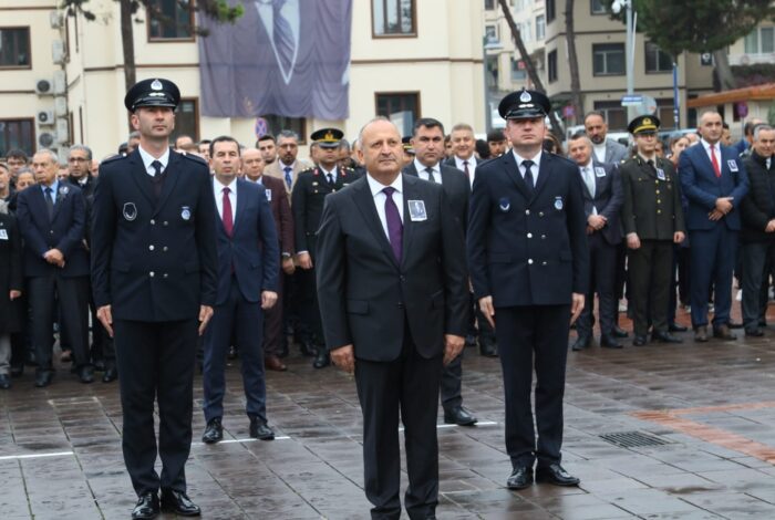 Türkiye Cumhuriyeti’nin kurucusu Gazi Mustafa Kemal Atatürk ebediyete irtihal edişinin