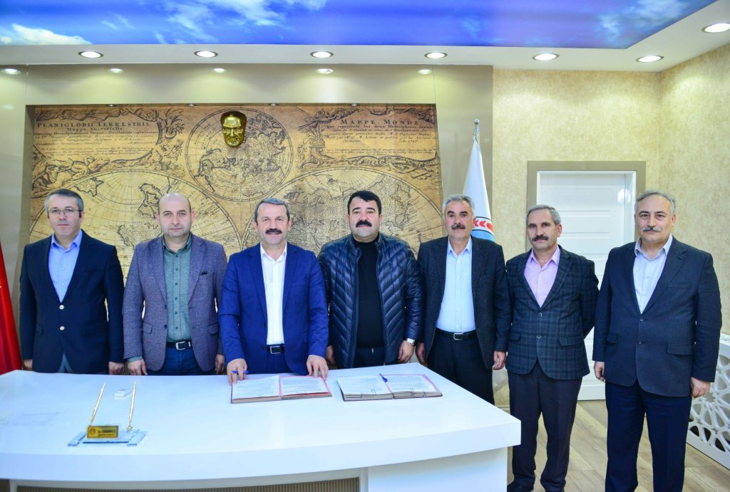 AKKUŞ İŞ MERKEZİ PROJESİNDE İMZALAR ATILDI AK 1