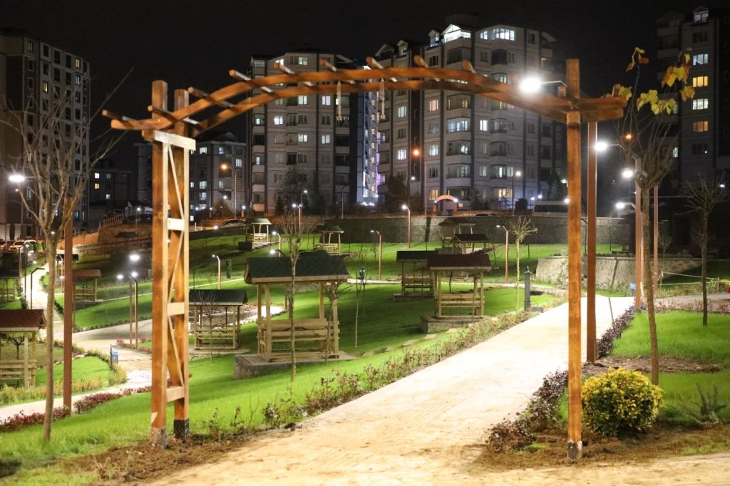 ERGUVAN PARK GÖZ KAMAŞTIRDI ER1