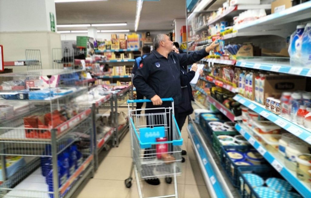 19 İLÇEDE 35 MARKET İLE İLGİLİ TUTANAK TUTULDU M1