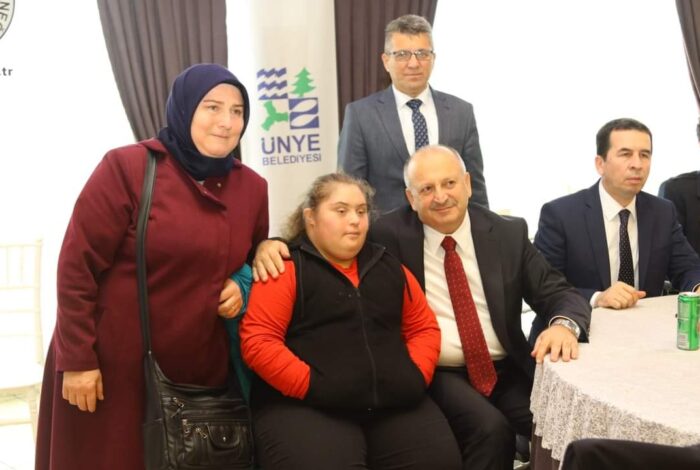 ÜNYE’DE ENGELLİLER GÜNÜ KUTLANDI TA2