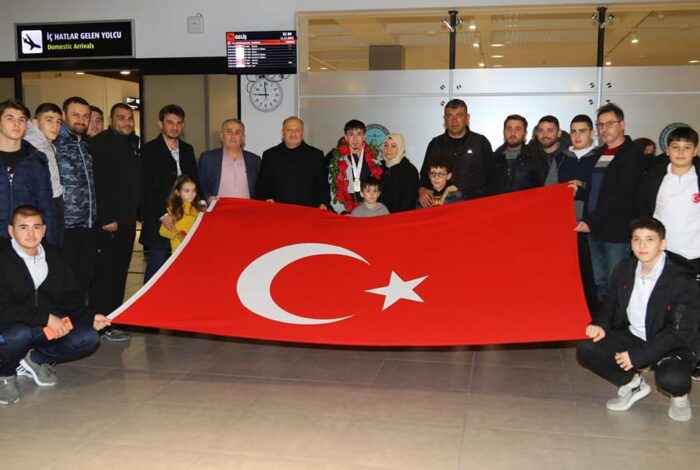 BAŞKAN TAVLI “YUSUF FEHMİ GENÇ GURURUMUZ OLDU” ba