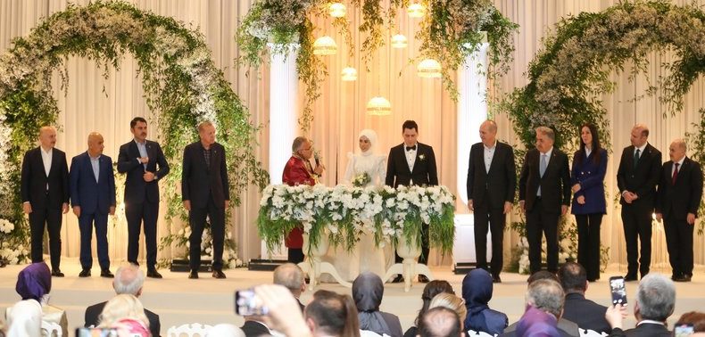 ERDOĞAN’IN ŞAHİTLİĞİNDEKİ NİKAHI OBB.BAŞKANI GÜLER KIYDI c