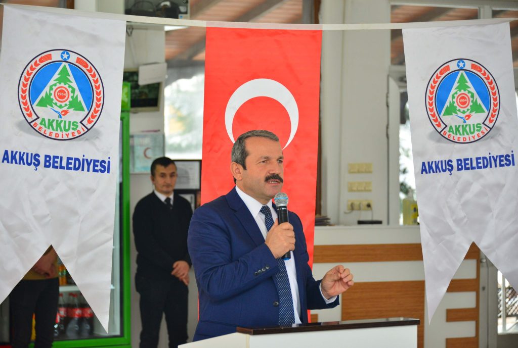 Akkuş Belediye Başkanı İsa Demirci, 2022 yılı değerlendirme toplantısı i2
