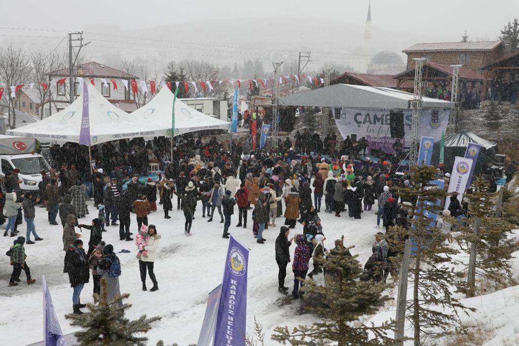 ÇAMBAŞI YAYLASINDA RENKLİ FESTİVAL C2