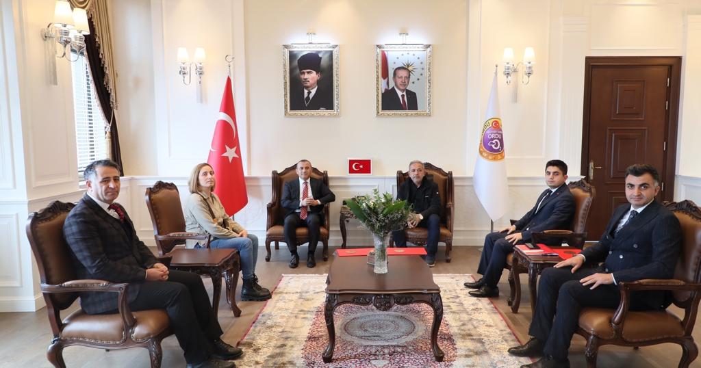 <br><strong>Eğitime Bir Destek de Ulubey İlçemizden</strong> e