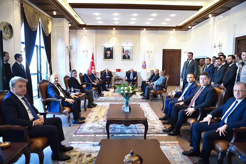 AK Parti Genel Başkan Yardımcısı Numan Kurtulmuş çeşitli programlara katılmak