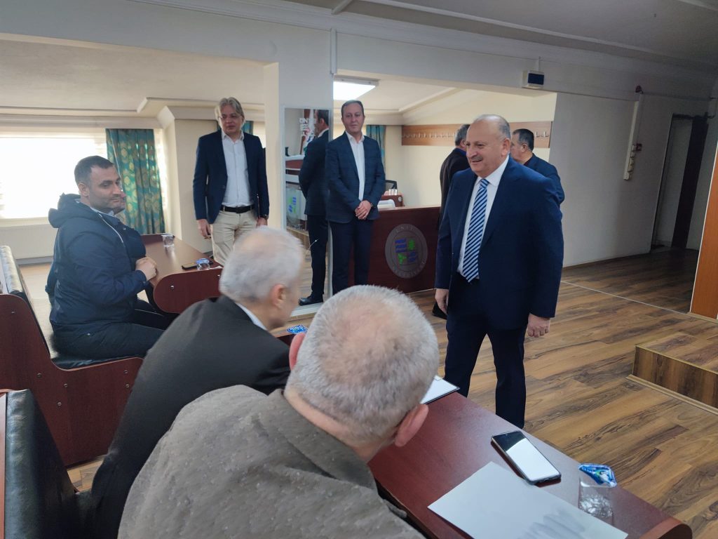 <strong>ÜNYE BELEDİYESİ’NDEN VATANDAŞIN TALEPLERİNE HIZLI ÇÖZÜM…</strong> v1 1
