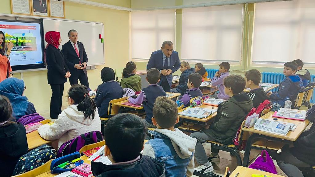 <strong>Vali Sonel Aybastı İlçemizde Toplantı, Ziyaret ve Temaslarda Bulundu</strong> v2