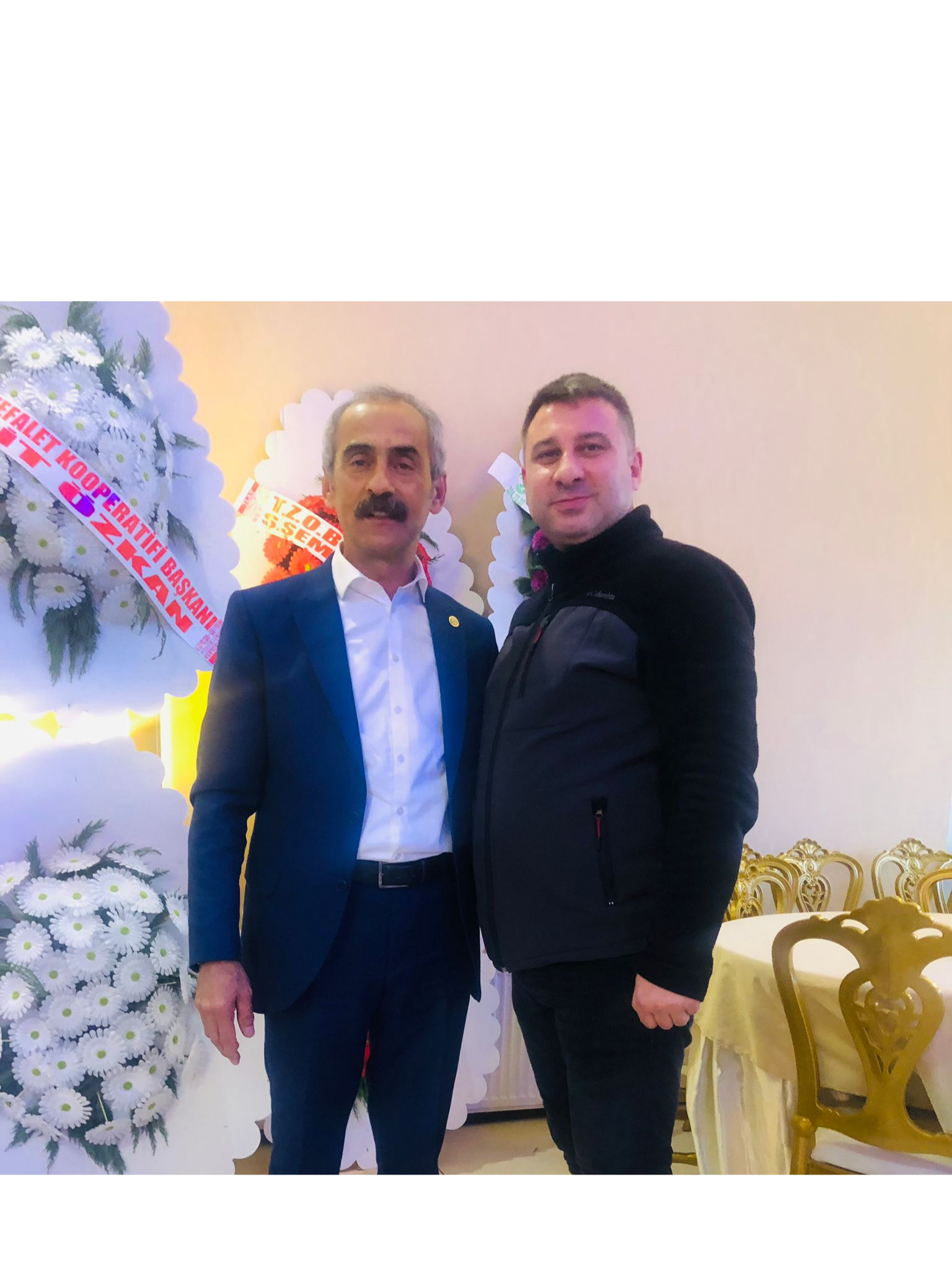 Ünye’de mevcut başkan Osman Sarıkahraman ve Şenel Karakullukçu’nun yarıştığı Ünye
