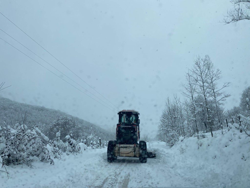 BÜYÜKŞEHİR’LE YOLLAR AÇIK BU1