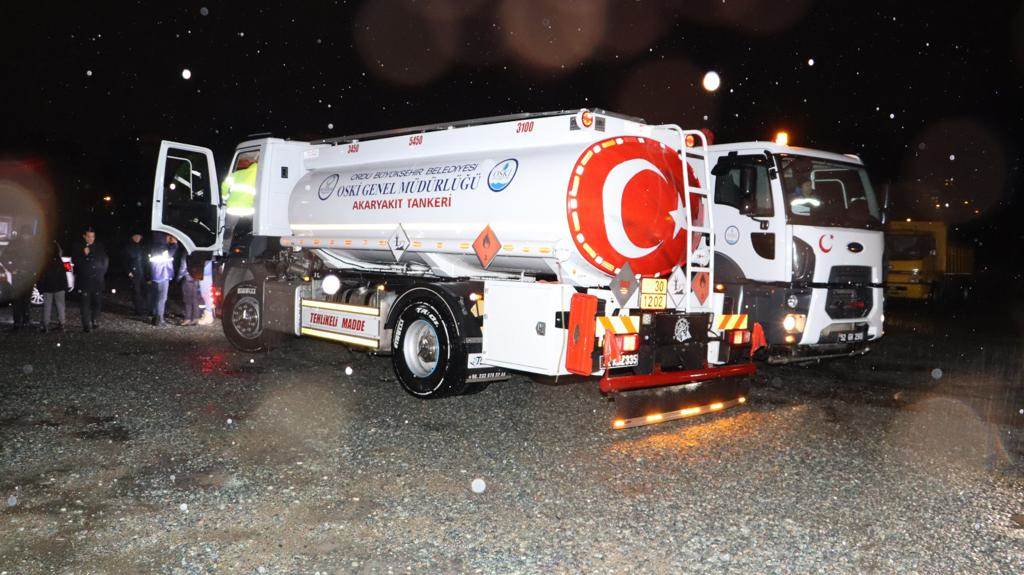 BÜYÜKŞEHİR BELEDİYESİ DEPREM BÖLGESİNE 105 ARAÇ, 158 PERSONEL GÖNDERDİ bu2