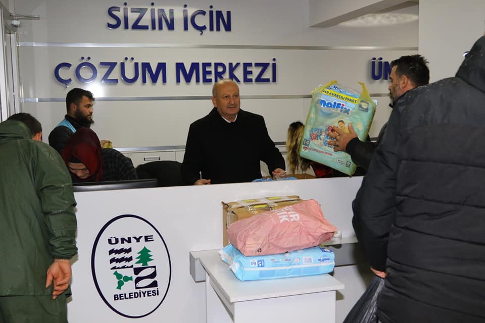 ÜNYE, DEPREMZEDELER İÇİN SEFERBER OLDU d