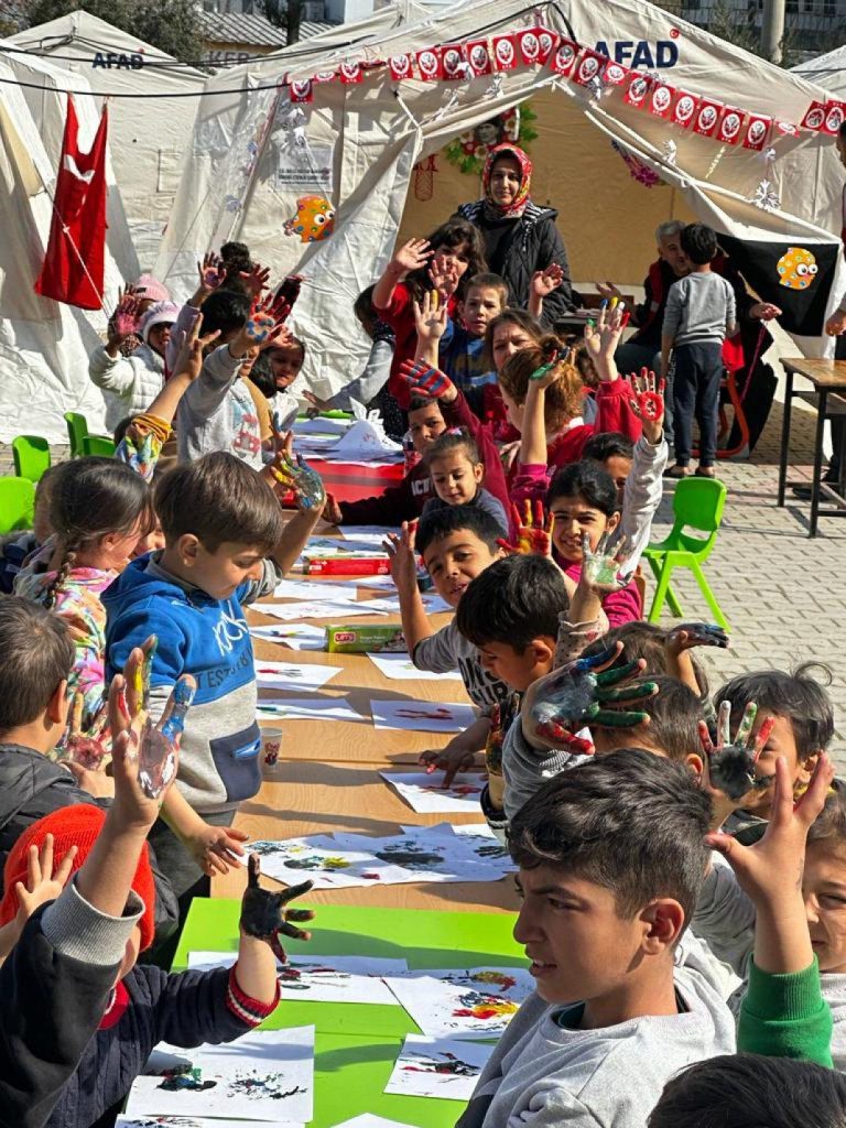 DEPREMZEDE ÖĞRENCİLERE PSİKOSOSYAL DESTEK d4 1