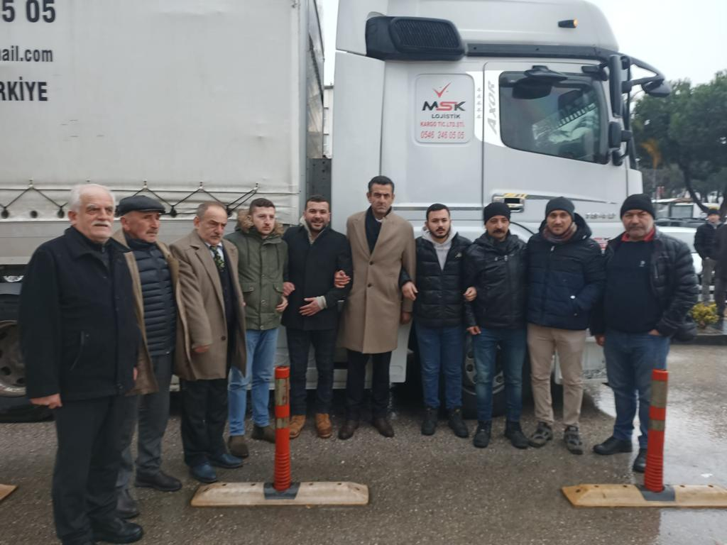 ORDU VE ÜNYE İYİ PARTİ GENÇLİK KOLLARI İLK TIRLARINI DEPREM BÖLGESİNE YOLLADI image 31