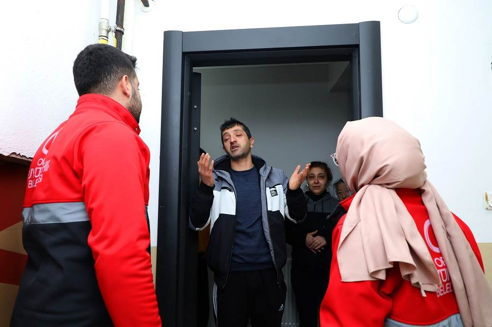 BÜYÜKŞEHİR ORDU’YA GELEN DEPREMZEDELER İÇİN SEFERBER image 38
