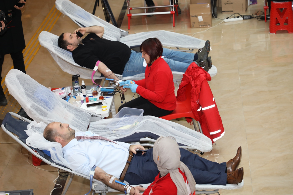 BÜYÜKŞEHİR’DEN DEPREMZEDELER İÇİN KAN BAĞIŞ KAMPANYASI image 56