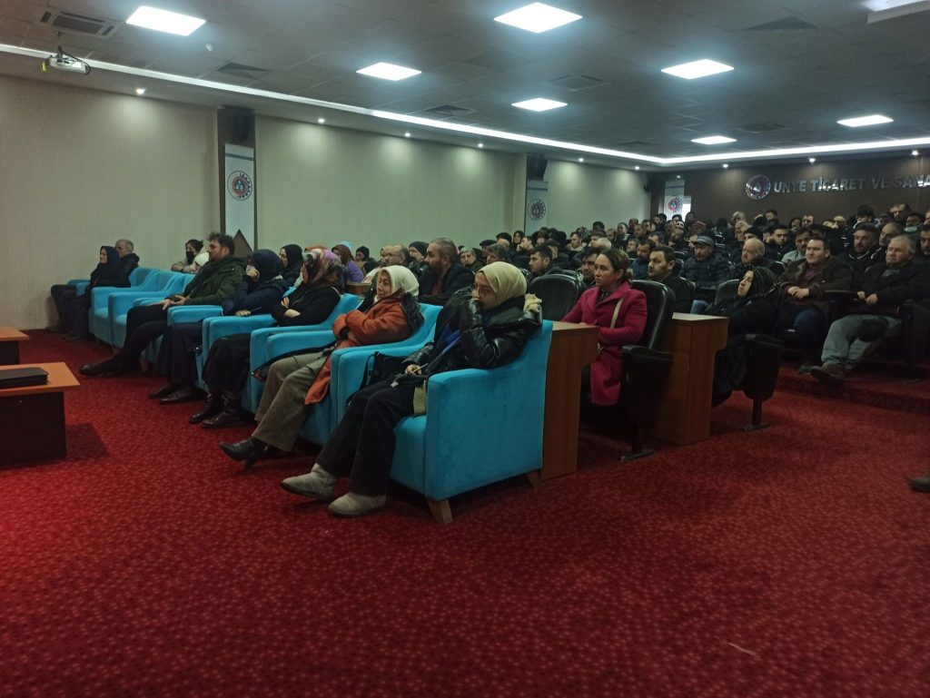 Ünye Gıda Maddeleri Satıcılar Odası'ndan Üyelerine Ekmek Hijyen Eğitimi Verildi o6