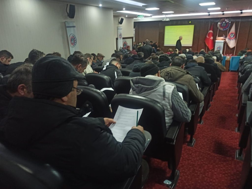 Ünye Gıda Maddeleri Satıcılar Odası'ndan Üyelerine Ekmek Hijyen Eğitimi Verildi o7