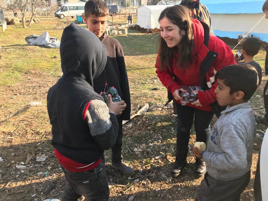 ORDU DEPREM BÖLGESİNDE YARALARI SARIYOR ya
