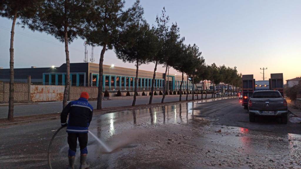 ORDU DEPREM BÖLGESİNDE YARALARI SARIYOR ya1