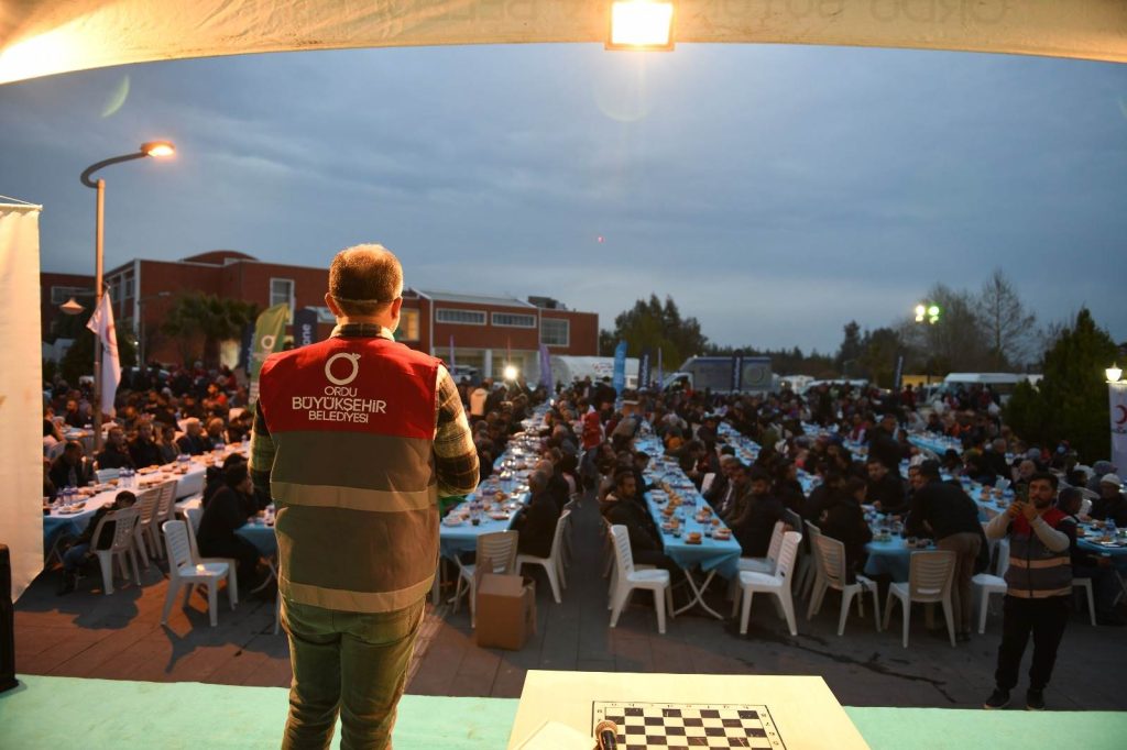 BAKAN KARAİSMAİLOĞLU’NDAN BÜYÜKŞEHİRE TEŞEKKÜR ba1
