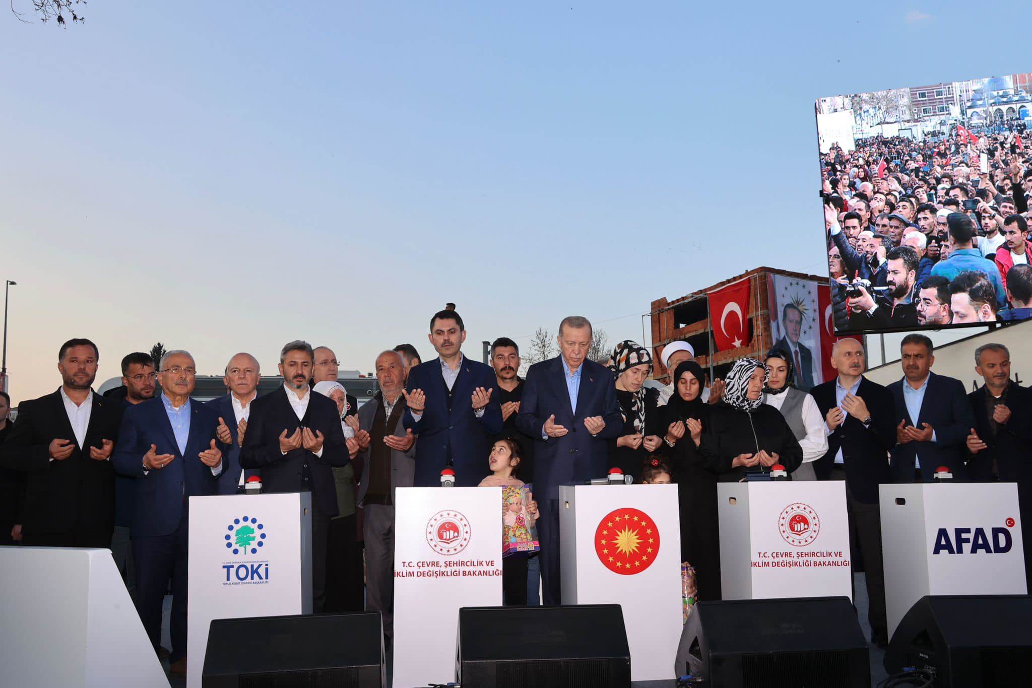BAŞKAN GÜLER CUMHURBAŞKANI ERDOĞAN'A BİLGİ VERDİ