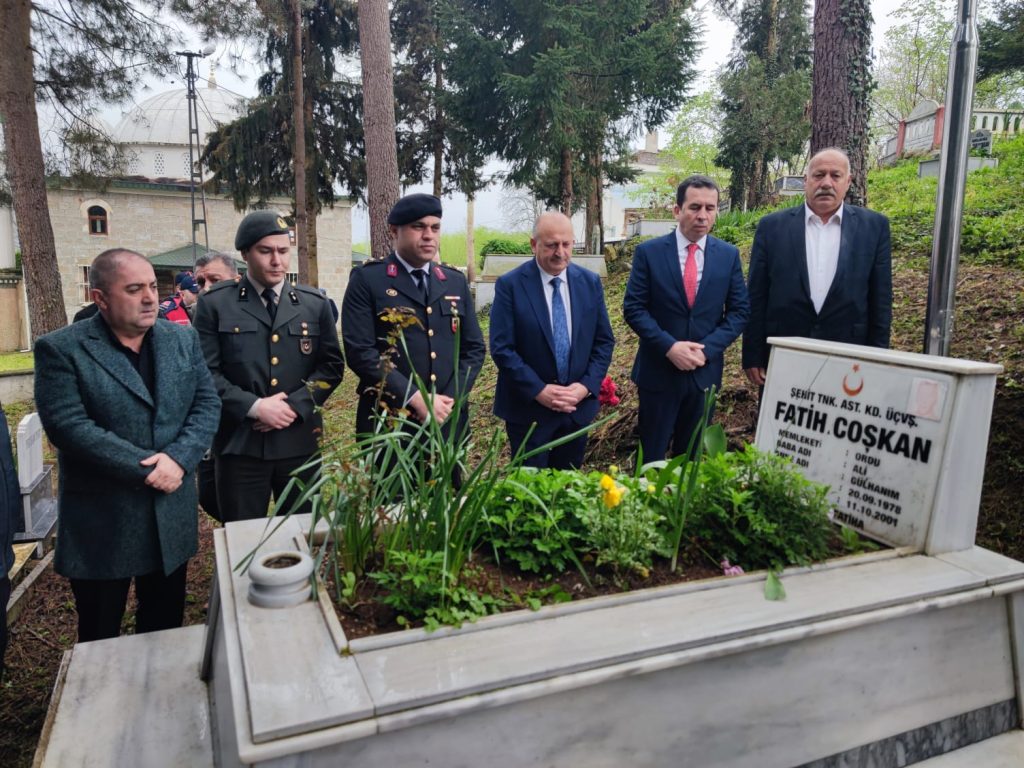<strong>ÇANAKKALE ZAFERİ’NİN 108’NCİ YILDÖNÜMÜ COŞKUYLA KUTLANDI</strong> ca8