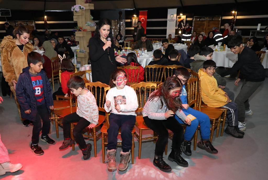 EN ÖZEL MİSAFİRLER AYNI SOFRADA BULUŞTU en2