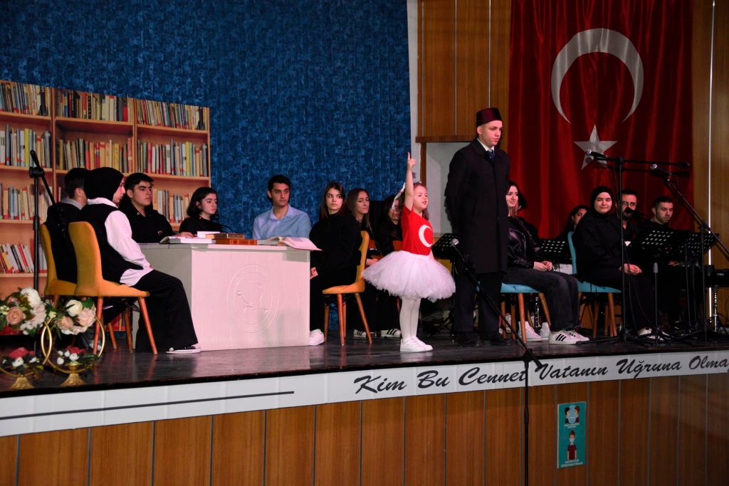 İstiklâl Marşı’nın kabulünün 102. yılı Ünye’de kutlandı i 1
