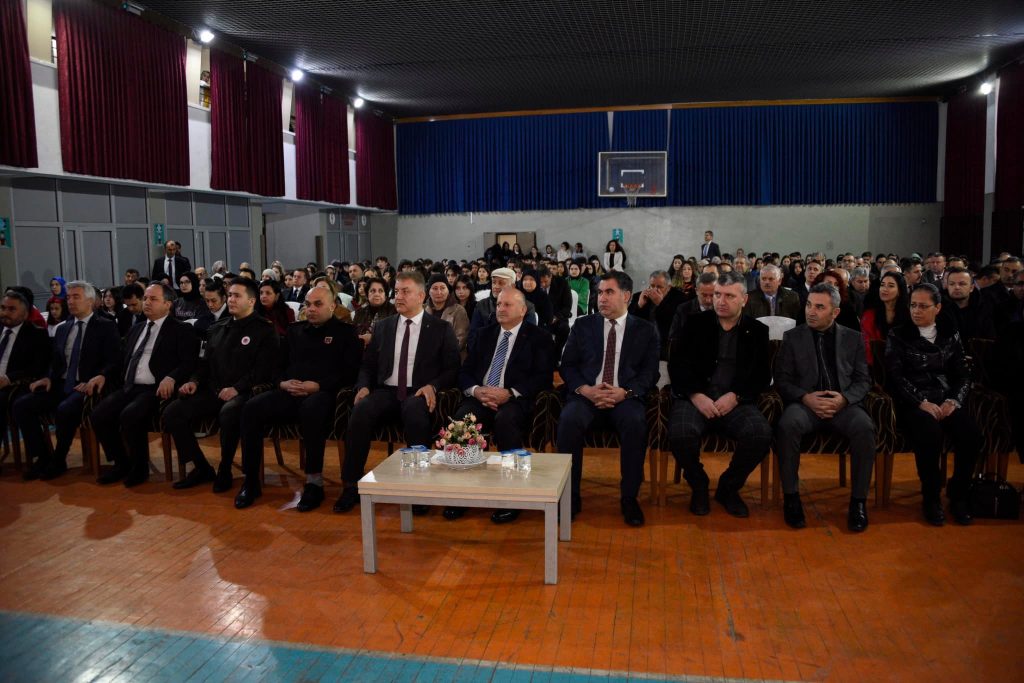 İstiklâl Marşı’nın kabulünün 102. yılı Ünye’de kutlandı i3