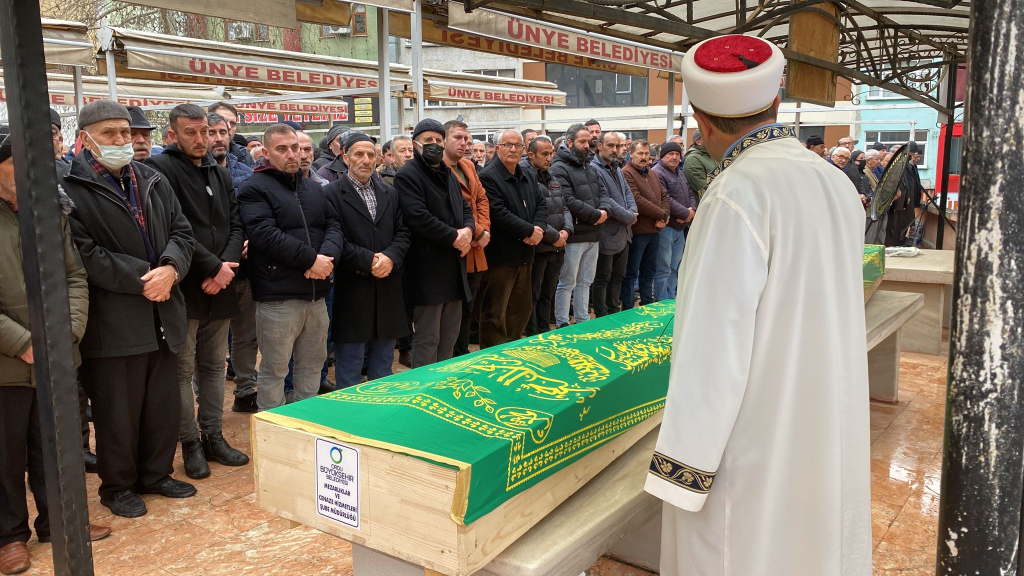 KIZAKLI AİLESİNİN ACI GÜNÜ image 4
