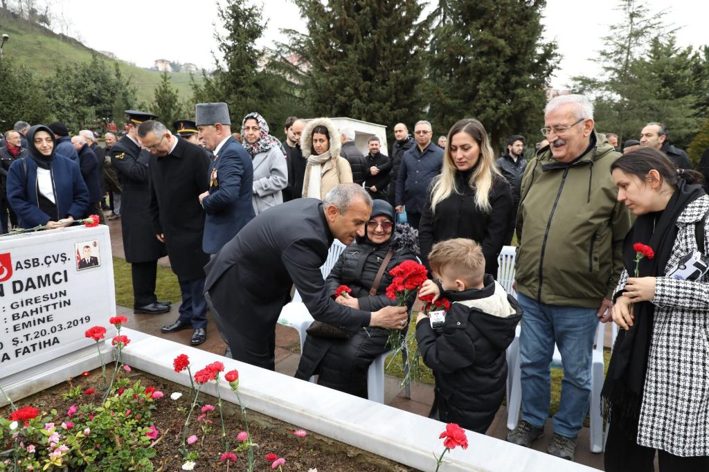 <strong>Şehitlerimiz Dualarla Yad Edildi</strong> u1