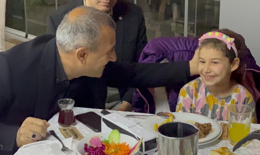 <strong>Vali Sonel, “Acılarımızı Birlikte Hafifleteceğiz”</strong> va1