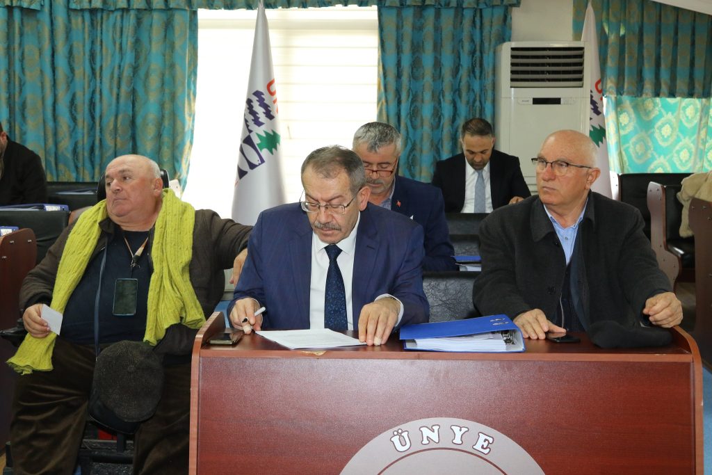 BELEDİYE MECLİSİ’NDEN BAŞKAN TAVLI’YA TAM NOT BE2