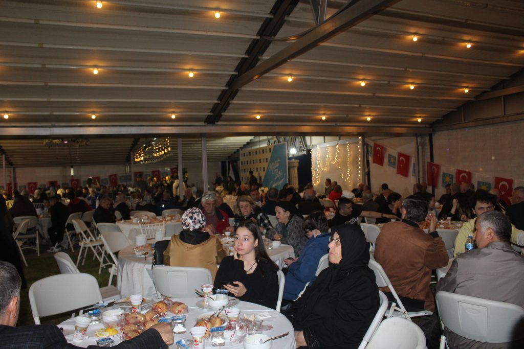İYİ PARTİ TEŞKİLATI İFTAR PROGRAMINDA BULUŞTU IMG 8346