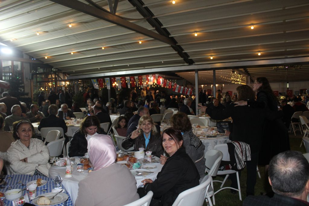İYİ PARTİ TEŞKİLATI İFTAR PROGRAMINDA BULUŞTU IMG 8347