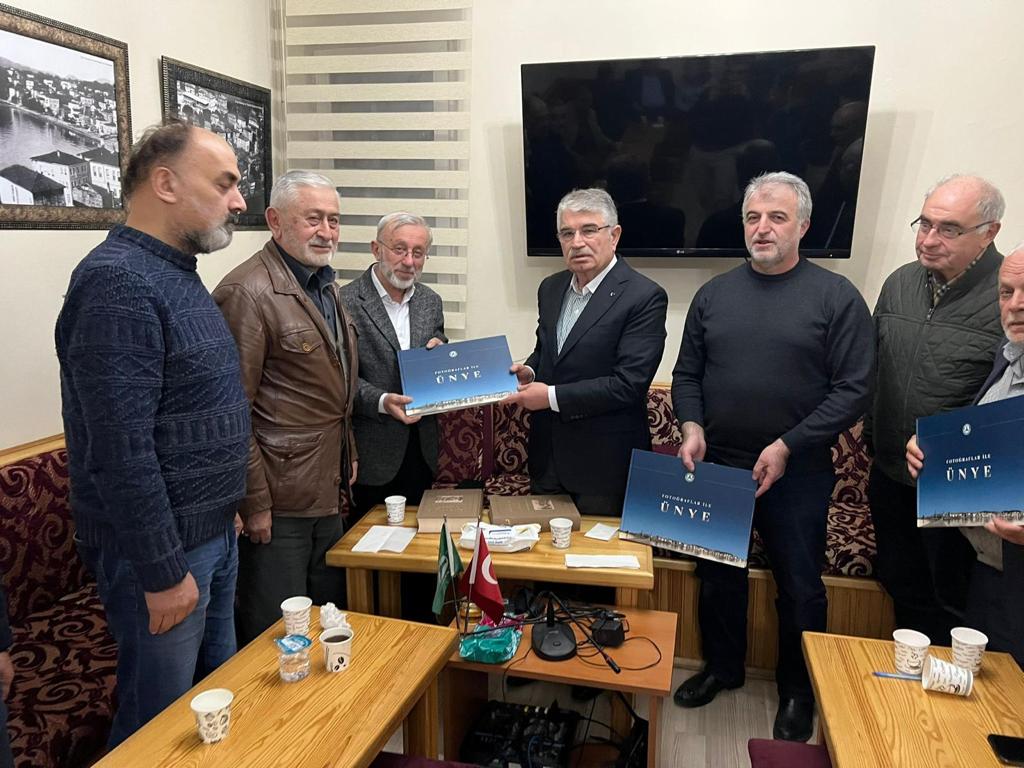 ÜNDER'de İftar Sohbeti UN