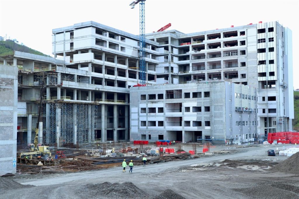 Vali Sonel, Ordu Şehir Hastanesi İnşaatında İncelemede Bulundu V