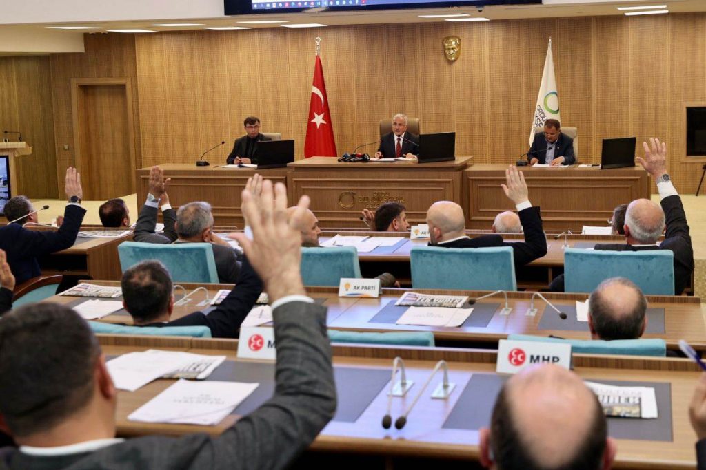 BAŞKAN HİLMİ GÜLER’DEN AÇIKLAMALAR gu1