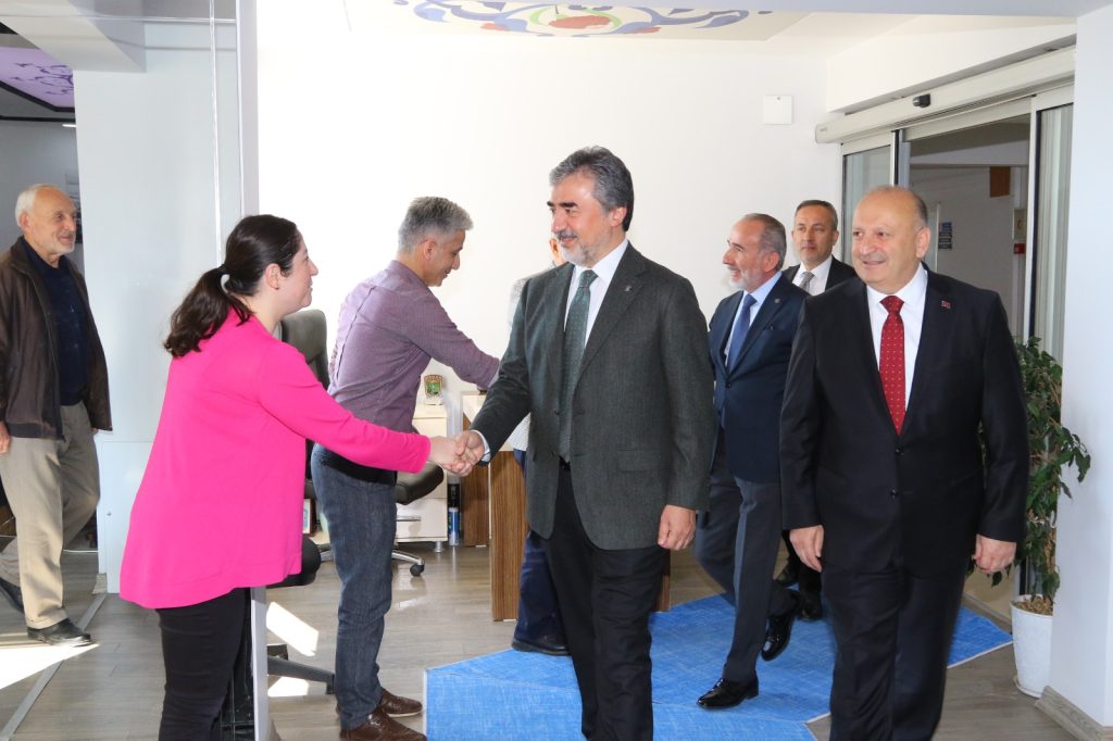 HAMARAT’TAN BAŞKAN TAVLI’YA ZİYARET ha2
