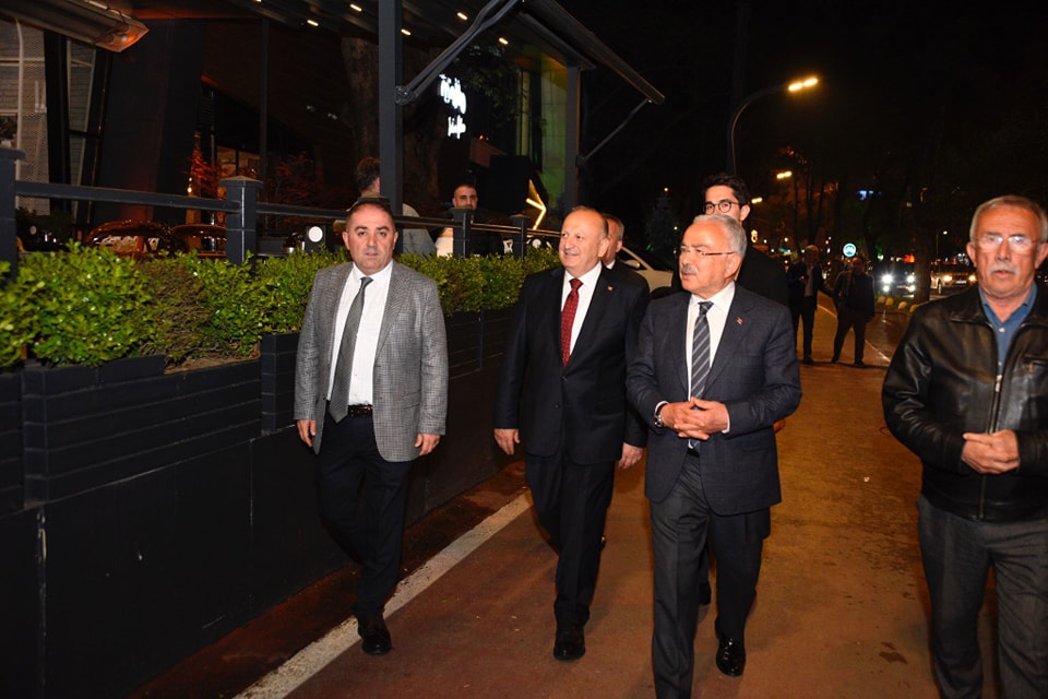 OBB Başkanı Dr. Mehmet Hilmi Güler, beraberinde Ünye Belediye Başkanı
