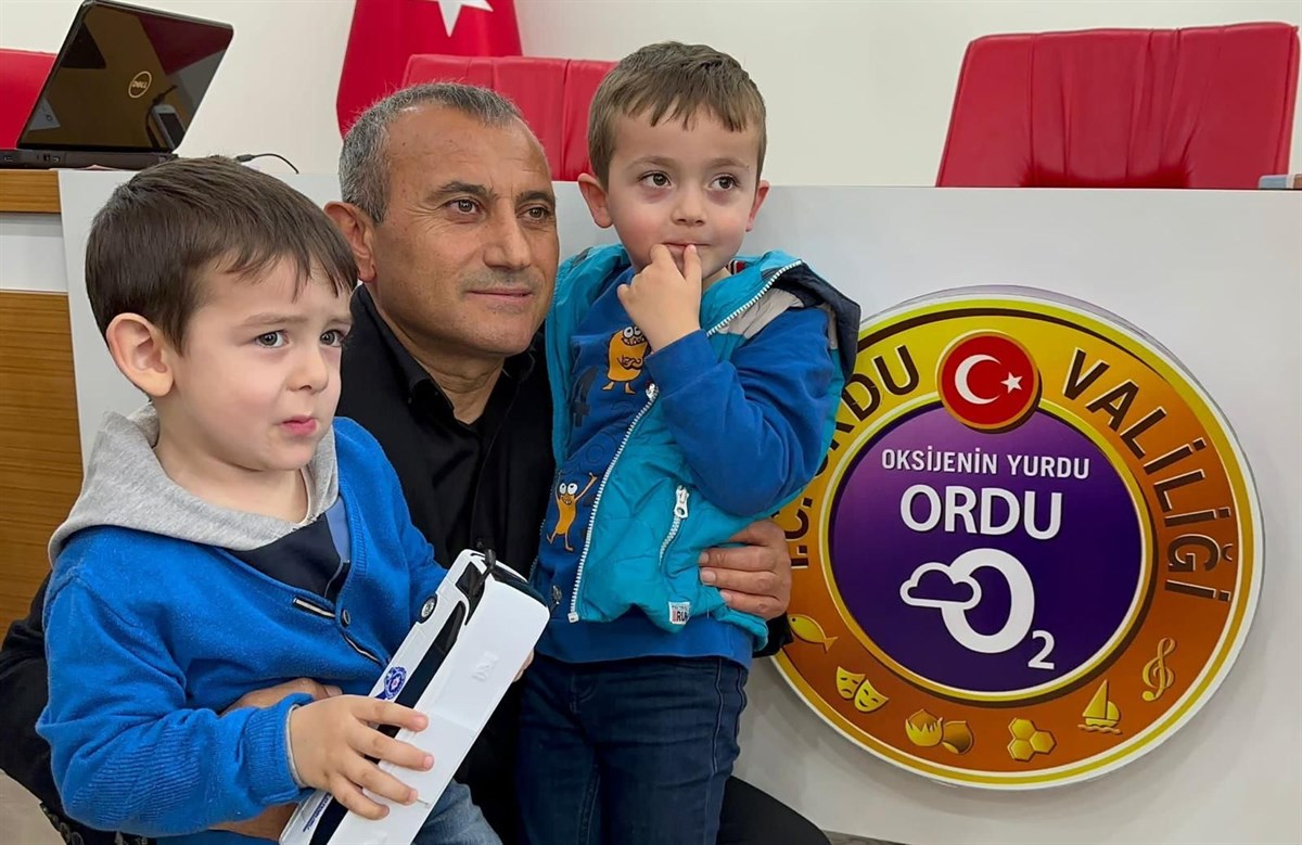 Her hafta Çarşamba günlerini “Halk Günü”ne ayıran Vali Tuncay Sonel,