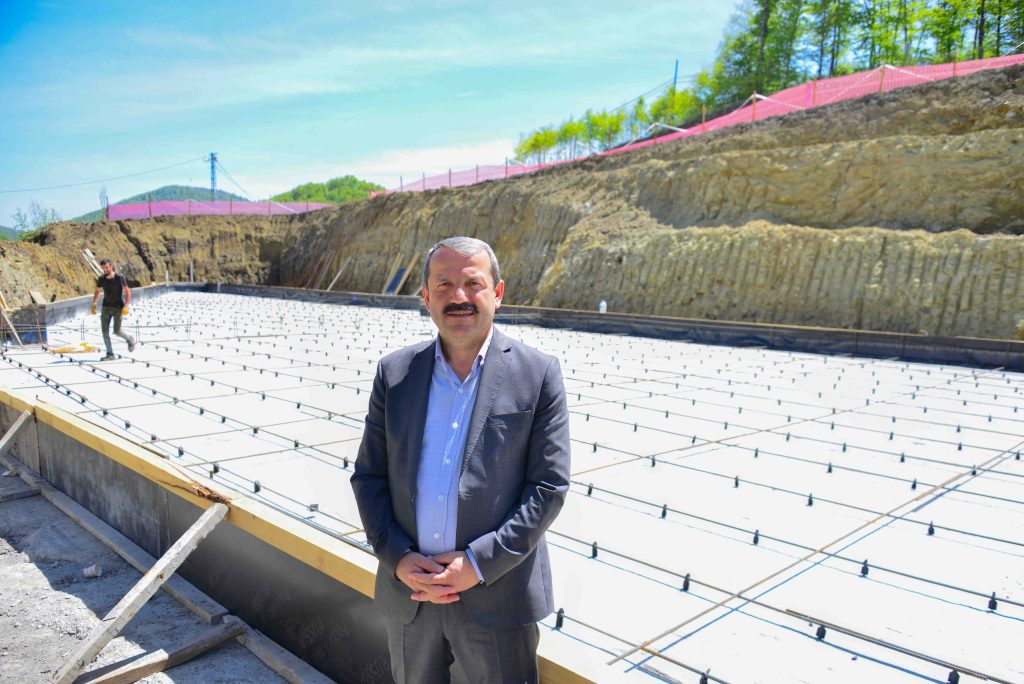 AKKUŞ İŞ MERKEZİ’NİN TEMELİ ATILDI AK 1