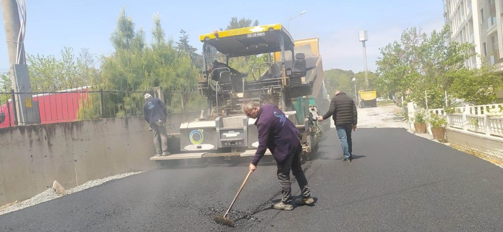 BÜYÜKŞEHİR ÜNYE’NİN SORUNLARINI ÇÖZÜYOR BU1 1