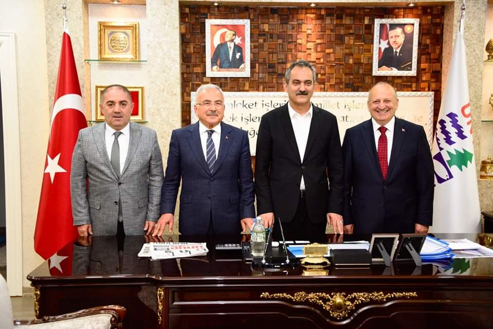 BAŞKAN TAVLI, “İLÇEMİZ KISA ZAMANDA ÇOK DEĞERLİ HİZMETLERLE BULUŞTU” TA
