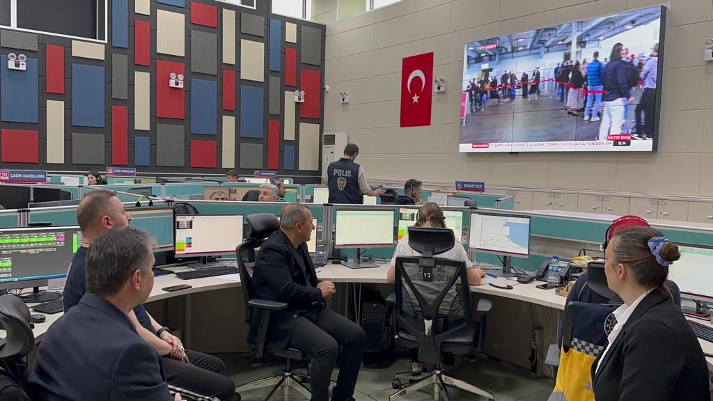 Vali Sonel, 112 Acil Çağrı Merkezi’nde İncelemerde Bulundu V