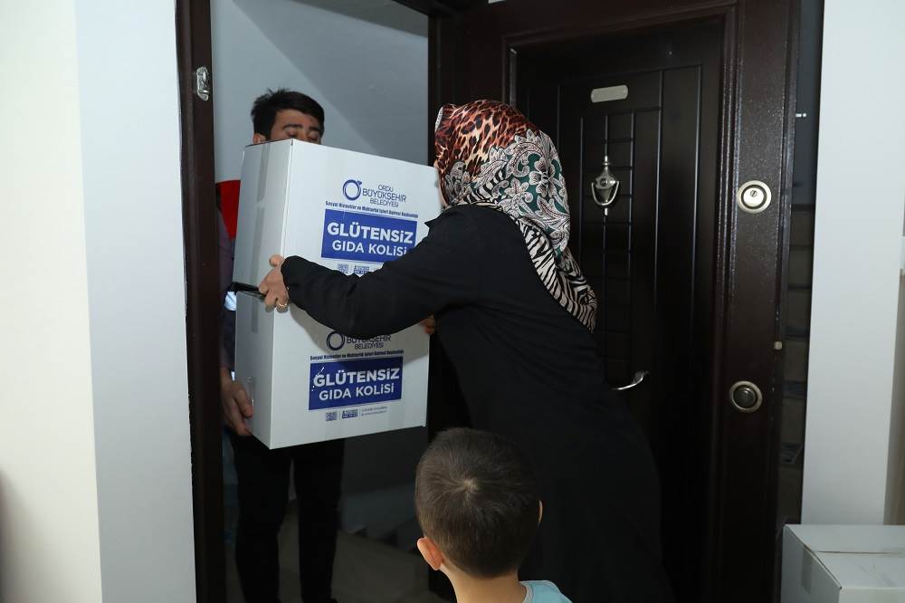 BÜYÜKŞEHİR'DEN ÇÖLYAK HASTALARINA GLUTENSİZ GIDA DESTEĞİ bu